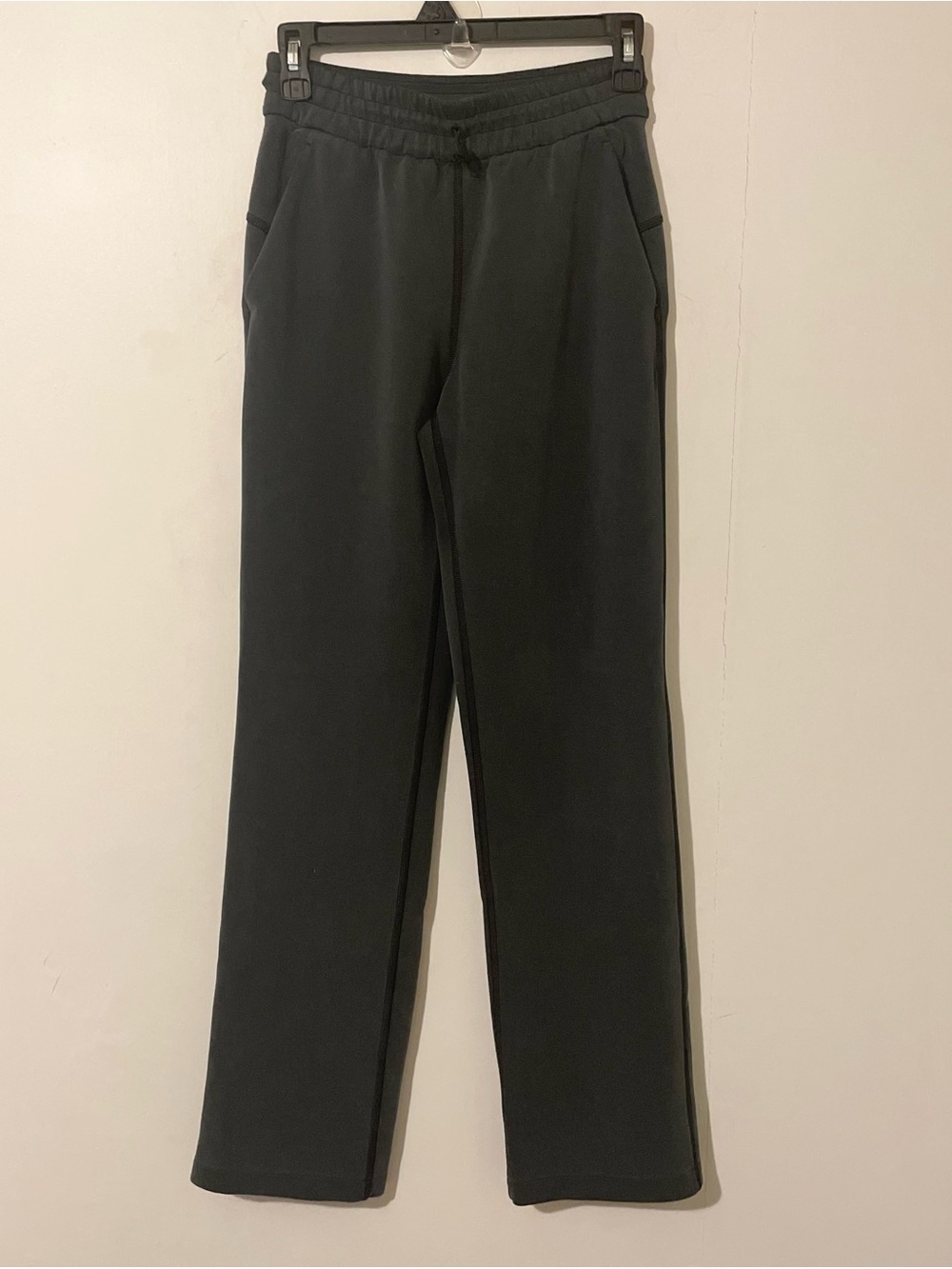 Lululemon Softstreme Grey Sweatpants Lounge Pants Straight Leg Gray Size 2